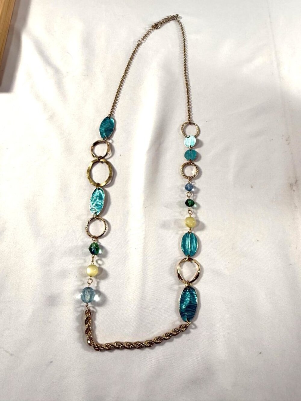 Gold Tone Necklace Teal Green Faux Pearl Beads 18" Fashion Jewelry Gift